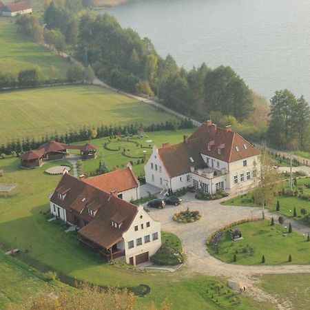 Gosciniec Rycerski Bed and Breakfast Paprotki Buitenkant foto
