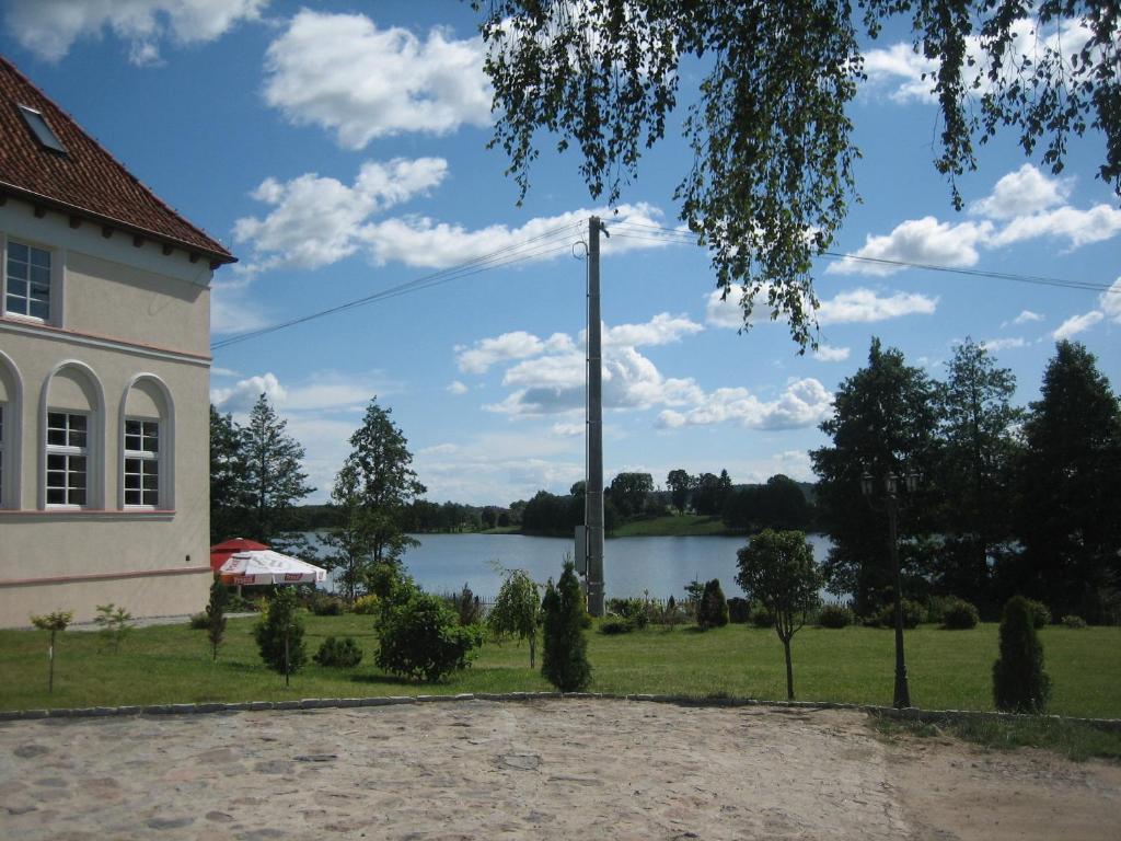Gosciniec Rycerski Bed and Breakfast Paprotki Buitenkant foto
