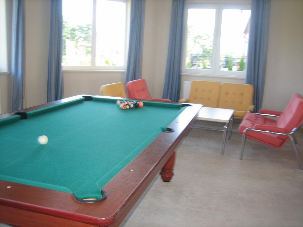 Gosciniec Rycerski Bed and Breakfast Paprotki Buitenkant foto