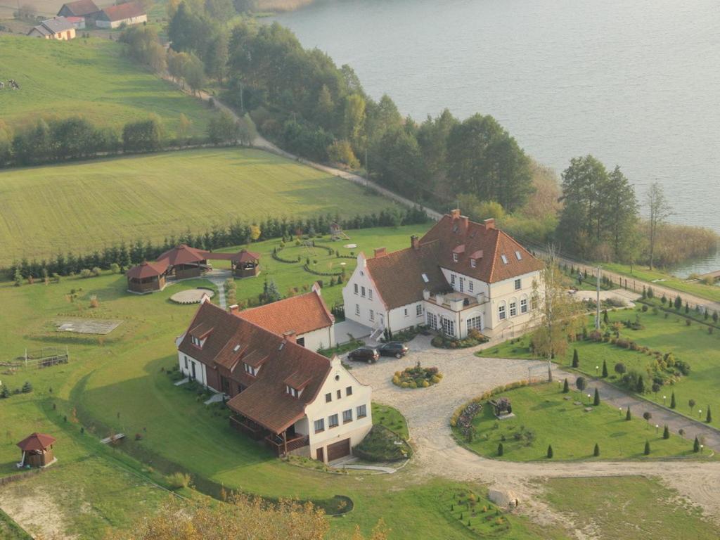 Gosciniec Rycerski Bed and Breakfast Paprotki Buitenkant foto